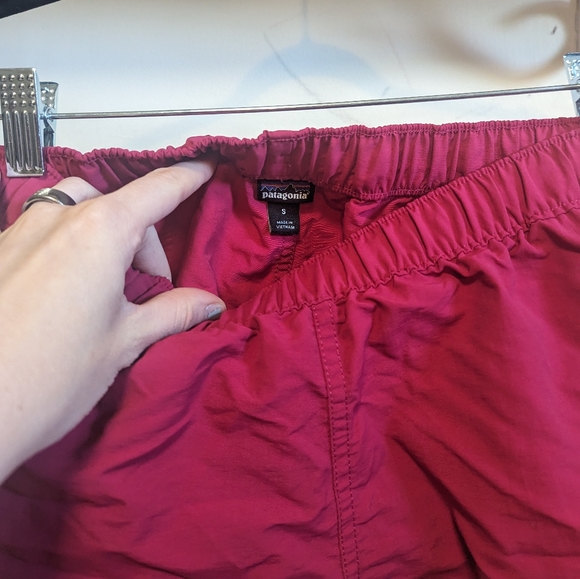 Patagonia Barely Baggies Women's Athletic Shorts Size Small - Picture 3 of 4